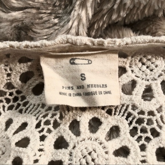 UO Pins & Needles Daisy Lace Swing Tank Top - Picture 5 of 5